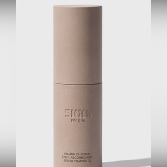 SKKN Vitamin C8 Serum - Picture 1 of 3